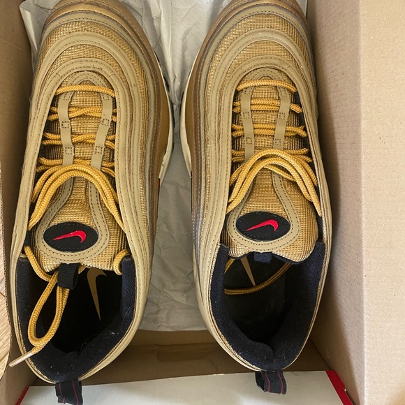 Nike Shoes - Gold air max 97